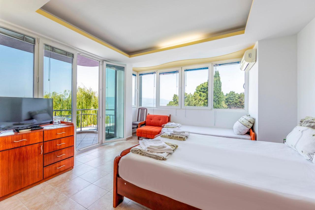 Villa Swiss Ochrid Exteriér fotografie